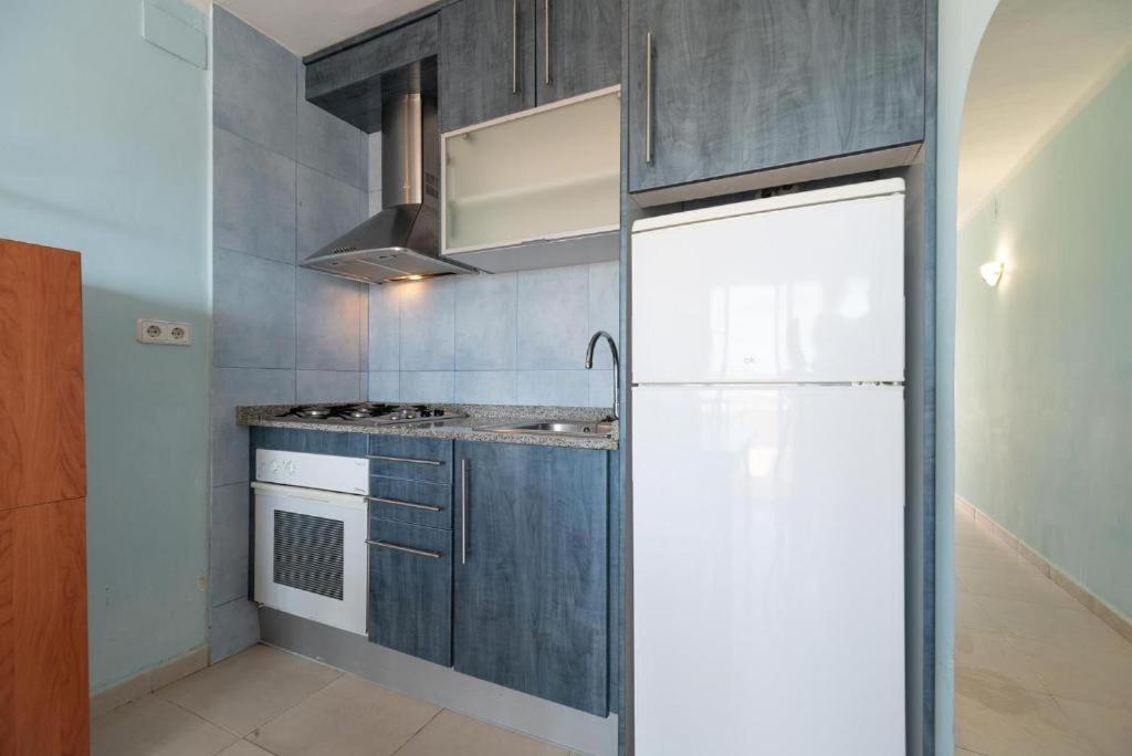 Apartamentos Denis Castelldefels Exterior photo